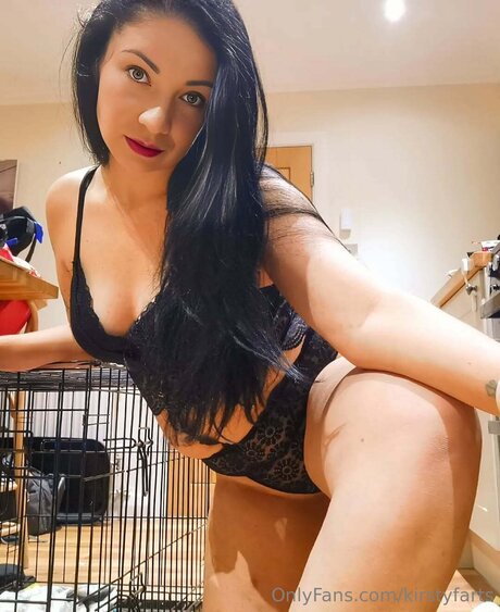 Kirstyfarts onlyfans model photos