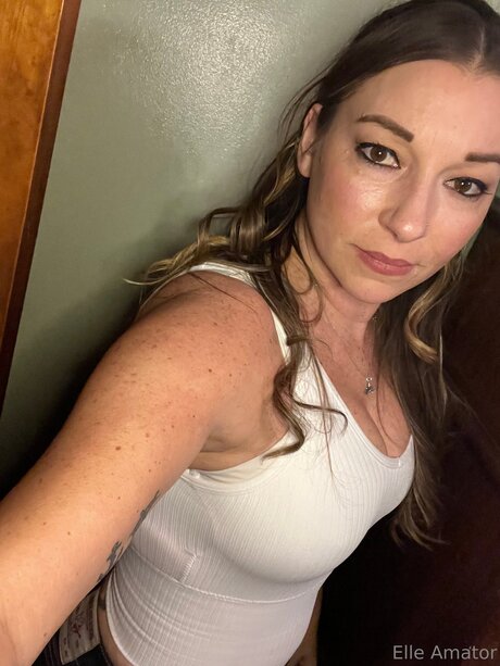 Elleamator onlyfans nude leak