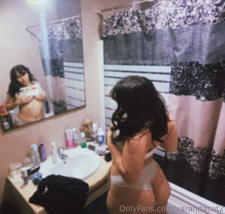 Callmevaranda2 porn onlyfans