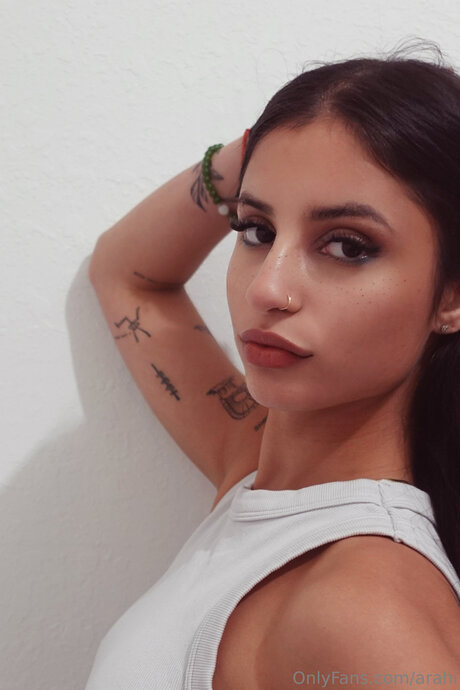Arahi onlyfans leake