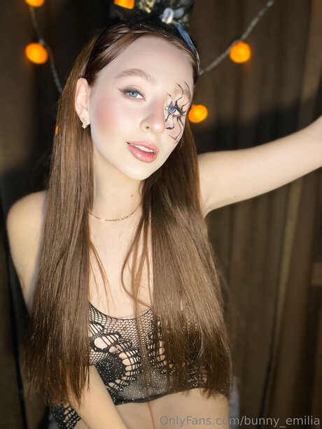 Bunny Emilia onlyfans mega