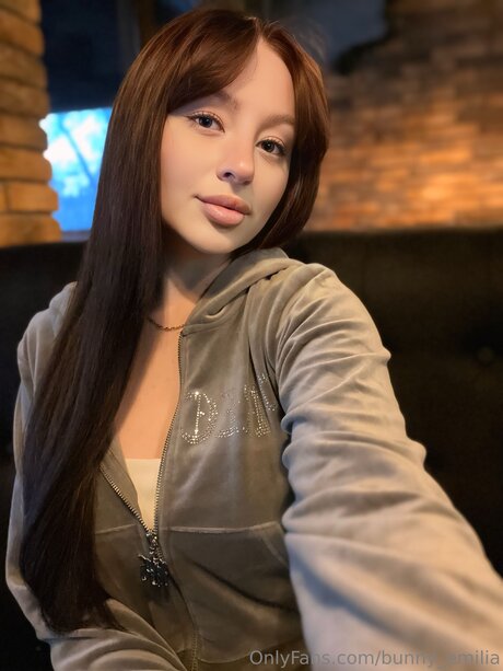 Bunny Emilia leaked onlyfans
