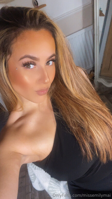 Missemilymai only fans pic