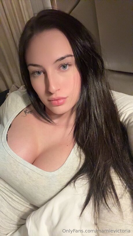 Marnievictoria onlyfans.