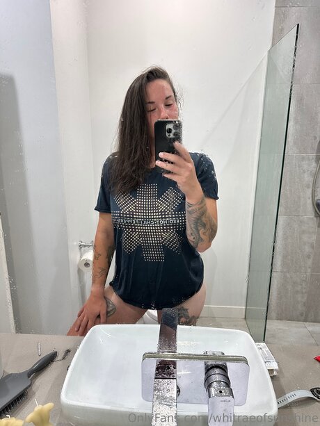 Whitraeofsunshine only fans nudes