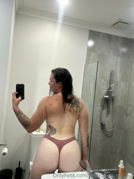 Whitraeofsunshine xxx only fans