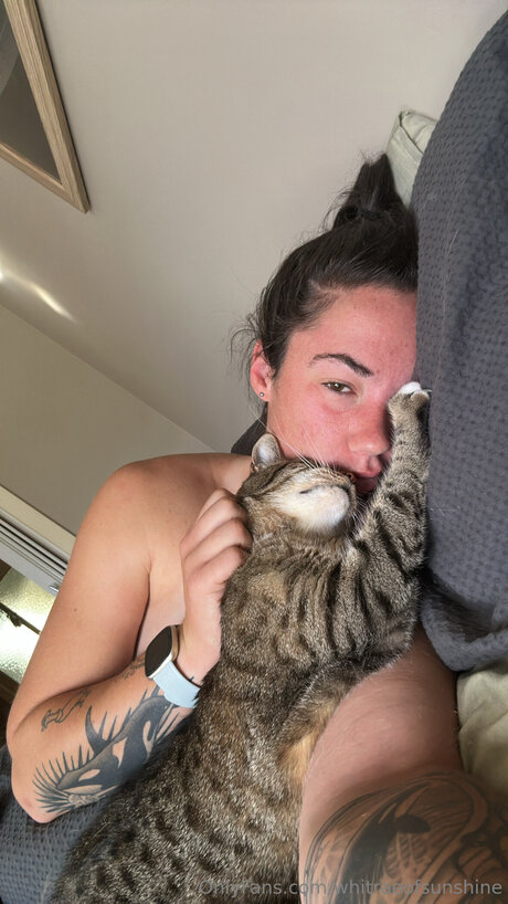 Whitraeofsunshine ass onlyfans