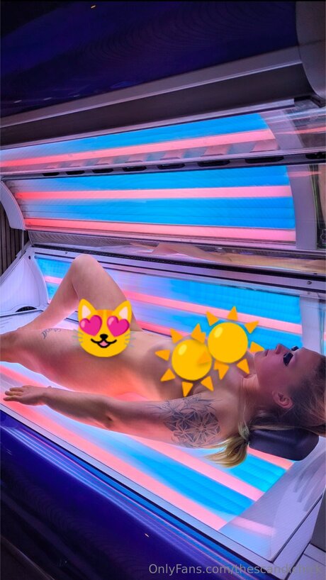 Thescandichick naked on onlyfans