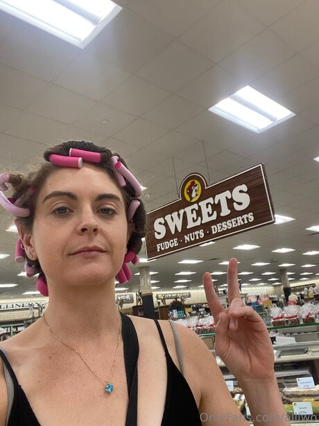 Alliwo sex tape onlyfans