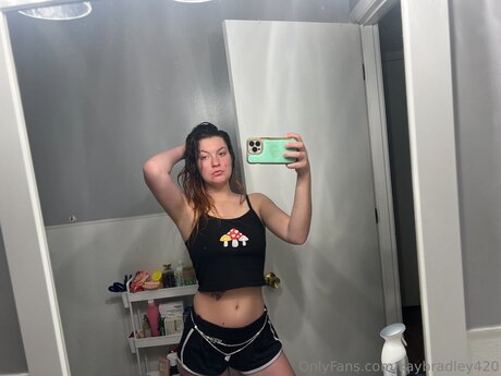 Kaybradley420 nude onlyfans porn