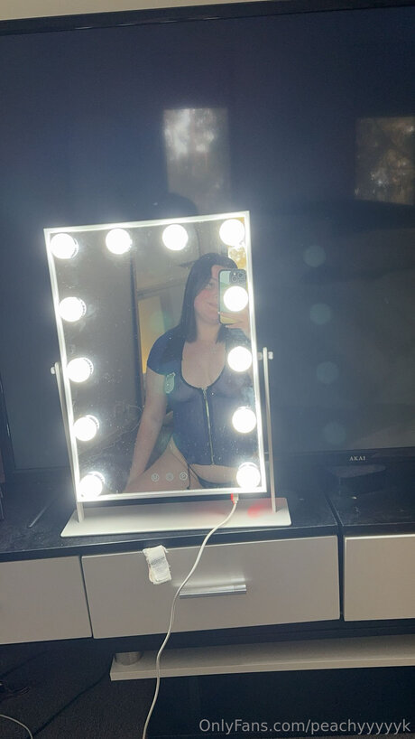 Peachyyyyyk leaked only fans nudes