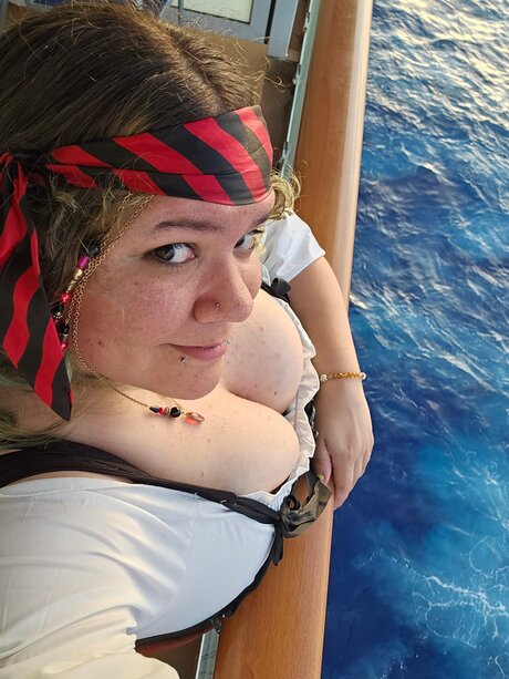 Wickedwitchofwinter onlyfans striptease