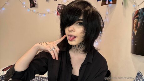 Avemylissaa only fans review