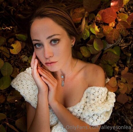 Alleyesonlea onlyfans leaked pictures