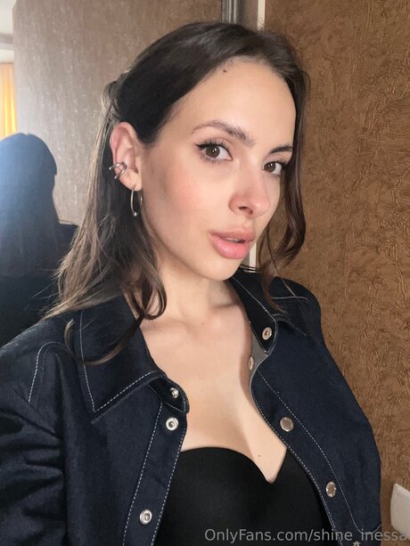 Shine Inessa onlyfans strip tease