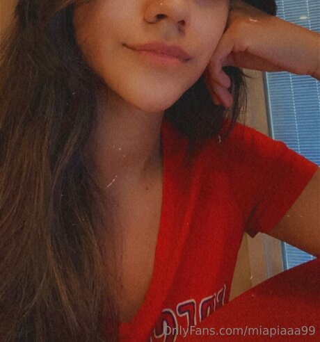 Miapiaaa99 onlyfans leakd