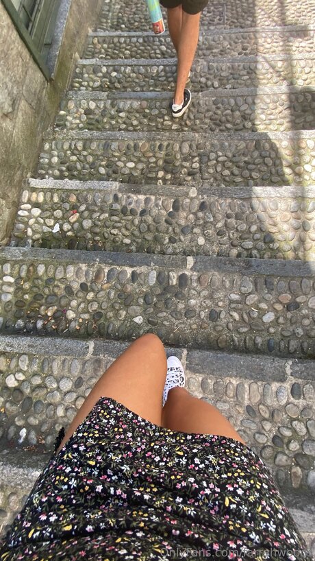 Farrahfahrenhite only fans xxx