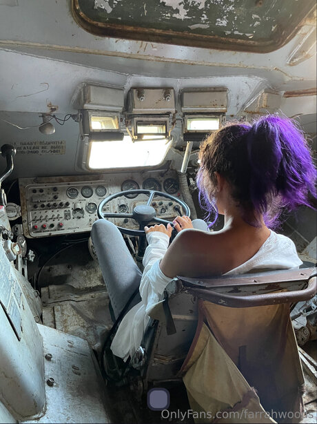 Farrahfahrenhite naked onlyfans leaked