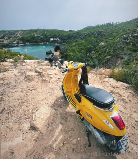 Farrahfahrenhite only fans photos