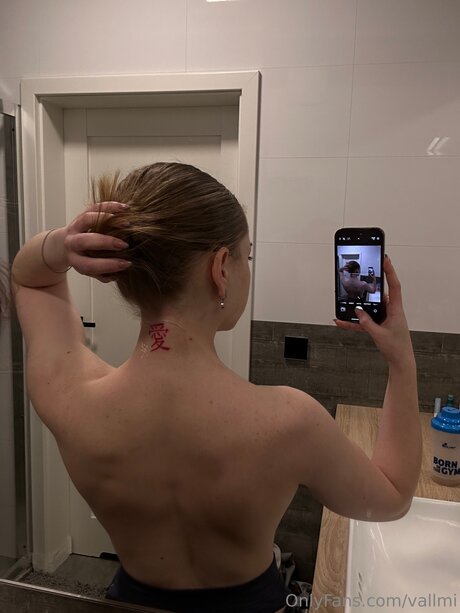 Vallmi onlyfans naked