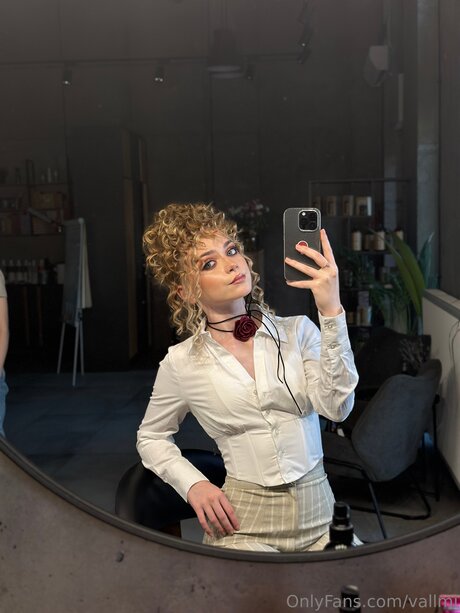 Vallmi onlyfans leak nude
