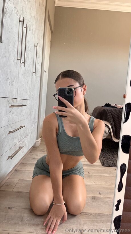 Mikaylafreee porn only fans