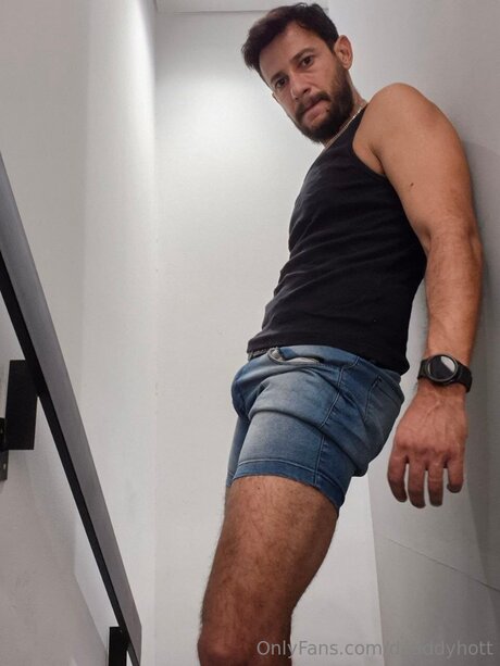 Daaddyhott sexy onlyfans