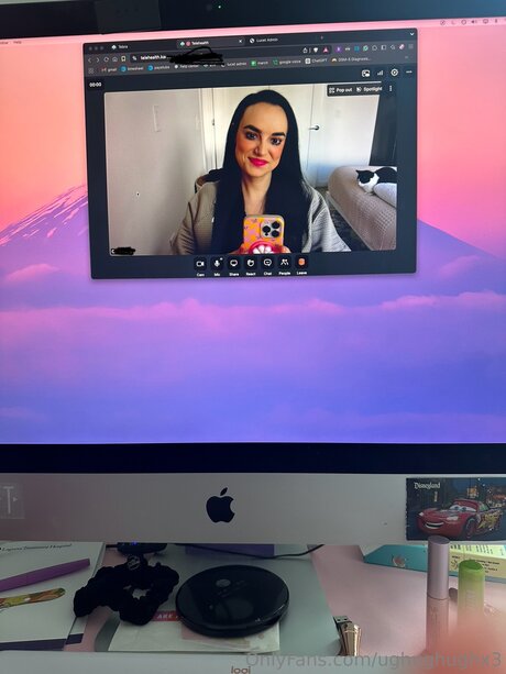 Ughughughx3 leaked porn onlyfans