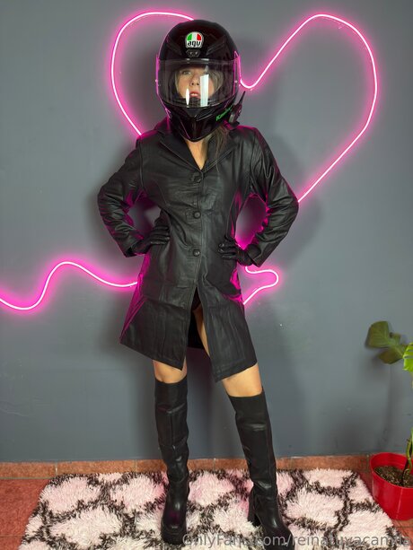 Reinatuyacamila nudes leaked onlyfans