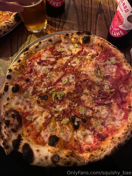 Squishy Bae onlyfans pics