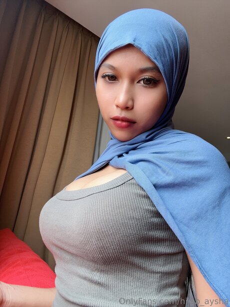 Hijab Aysha boobs onlyfans