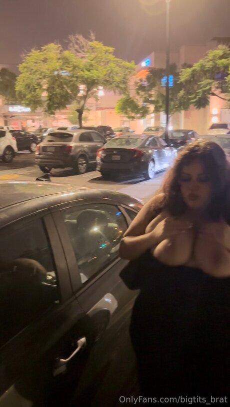 Bigtits Brat onlyfans desnuda