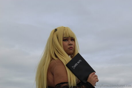 J Junni I free only fans