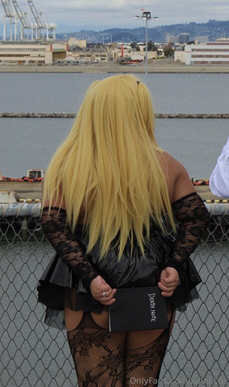 J Junni I onlyfans model photo