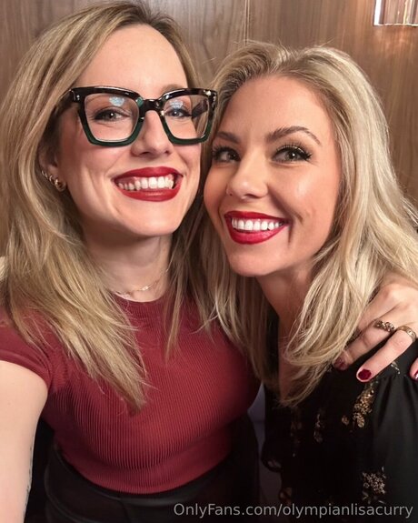 Olympianlisacurry only fans naked