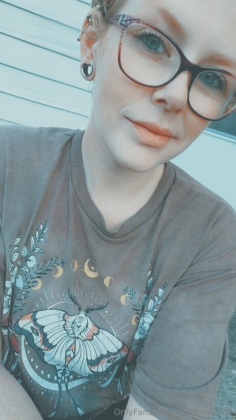 Poisonivy042 leaked onlyfans.