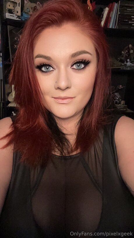 Pixelxgeek onlyfans strip tease