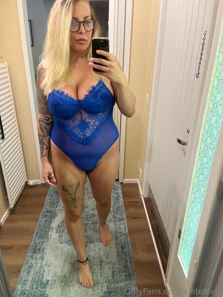 Ellitellivip onlyfans pics