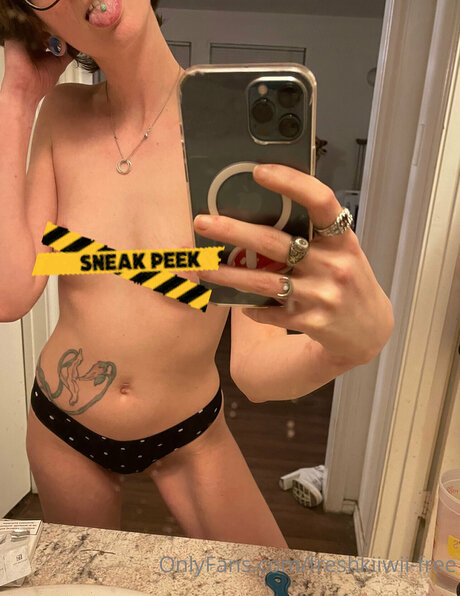 Freshkiiwii Free porn onlyfans
