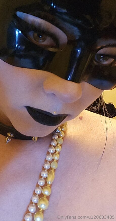 Hannah Rebel Corvin onlyfans leaks