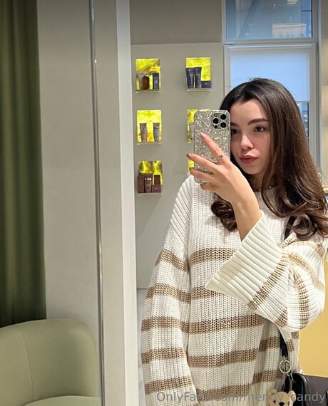 Mendy Candy onlyfans model images