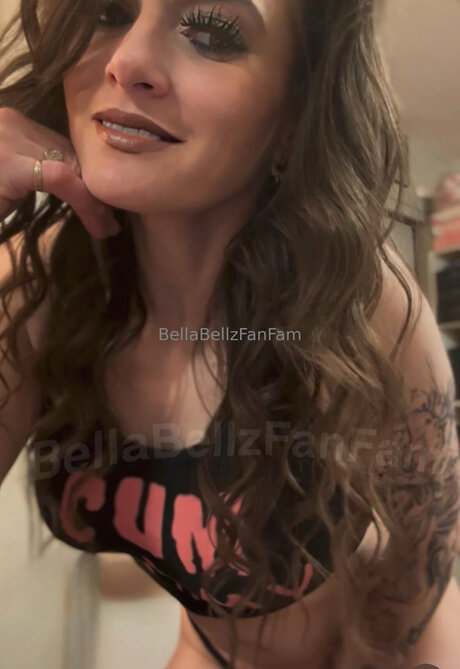 Bellabellzfanfam only fans photos