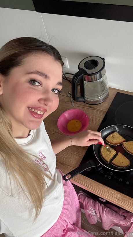 Liaju Dm only fans leaks