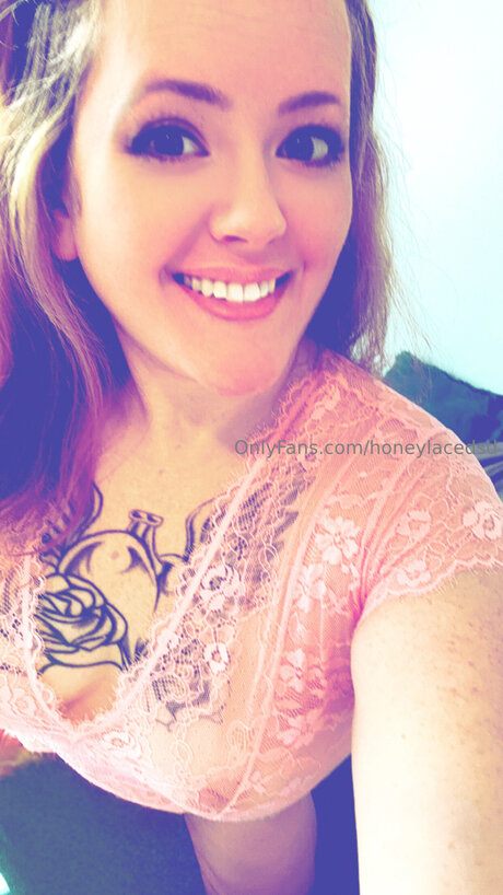 Honeylacedsd nudes only fans