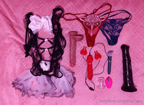 Arty Von onlyfans leaked free