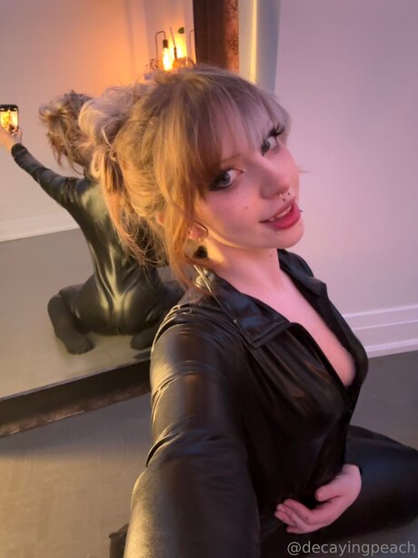 Decayingpeach leaked nudes onlyfans