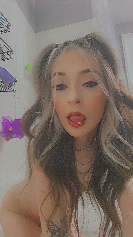 Toxiicfairy only fans naked