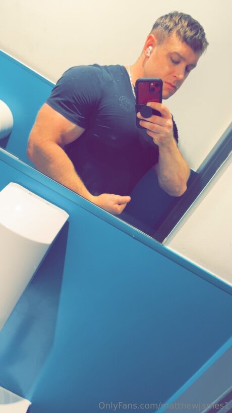 Matthewjames1 ass onlyfans