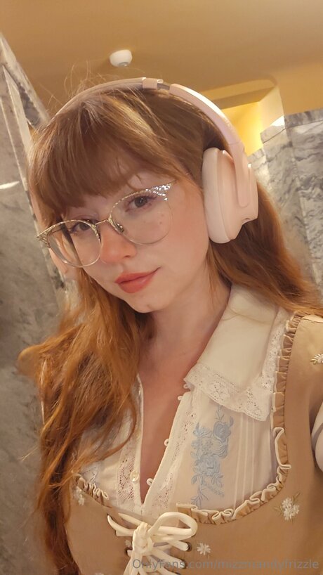 Mizzmandyfrizzle onlyfans leak fuck