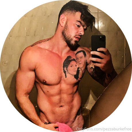 Pezzaburke66 onlyfans leaked nudes